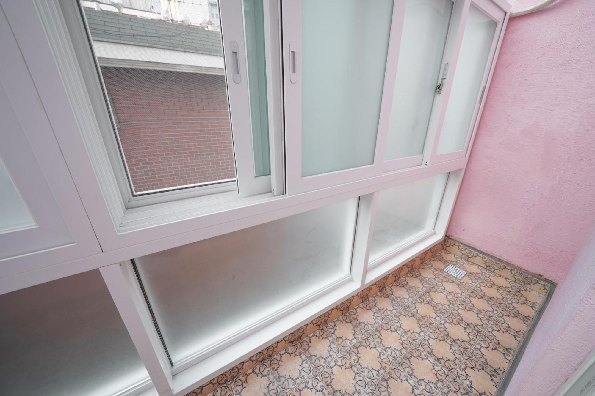 Appartement Romantic Rooftop House à Séoul Extérieur photo