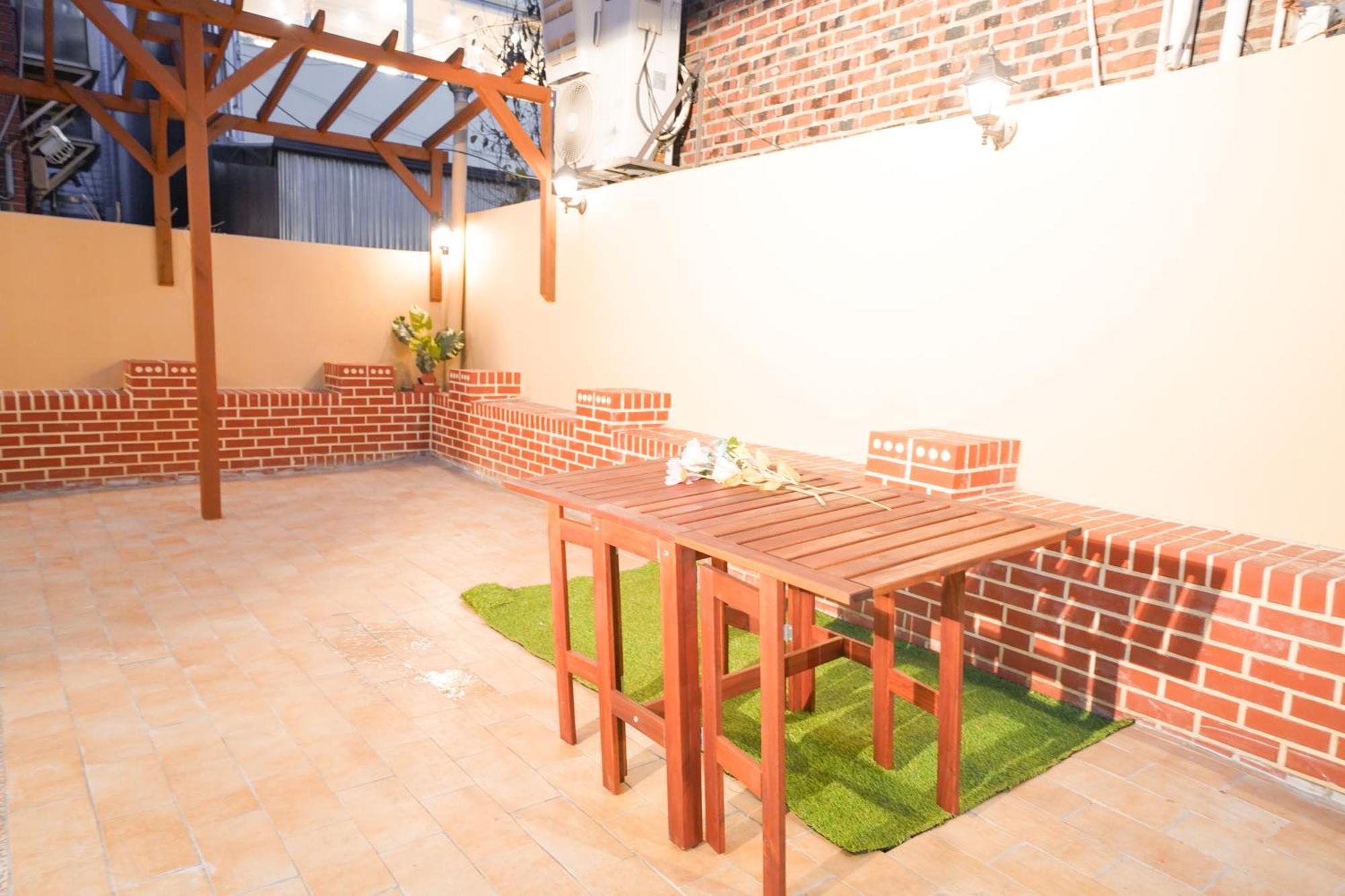 Appartement Romantic Rooftop House à Séoul Extérieur photo