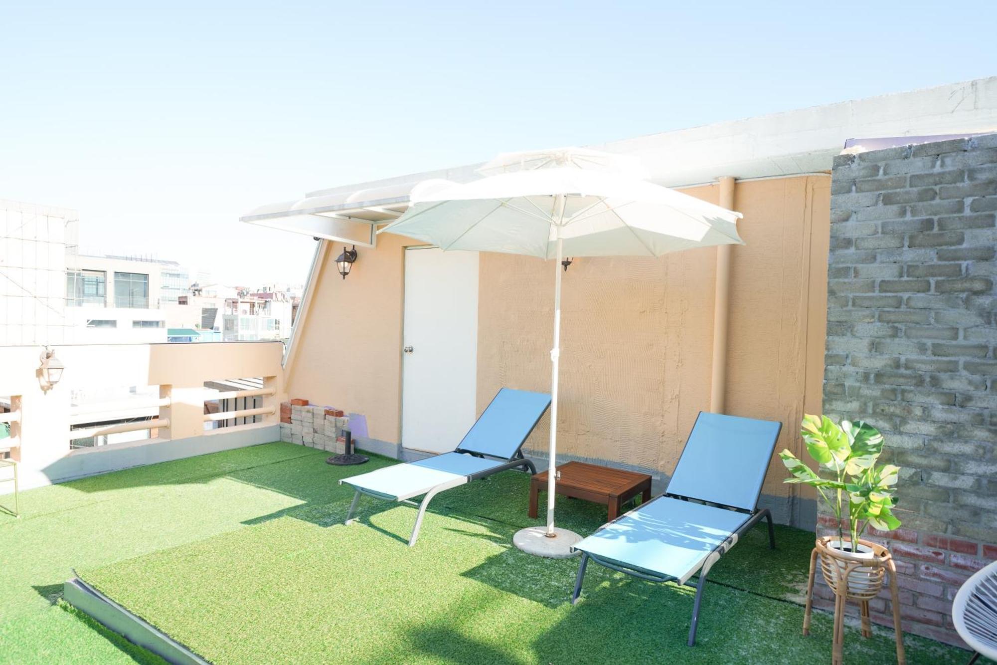 Appartement Romantic Rooftop House à Séoul Extérieur photo